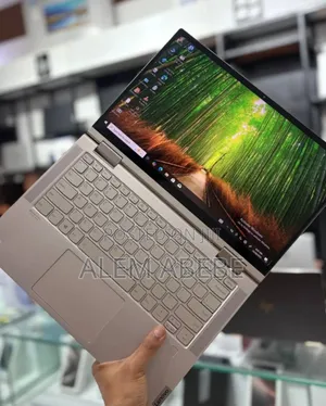 New Laptop Lenovo Yoga C740 8GB Intel Core I5 SSD 512GB