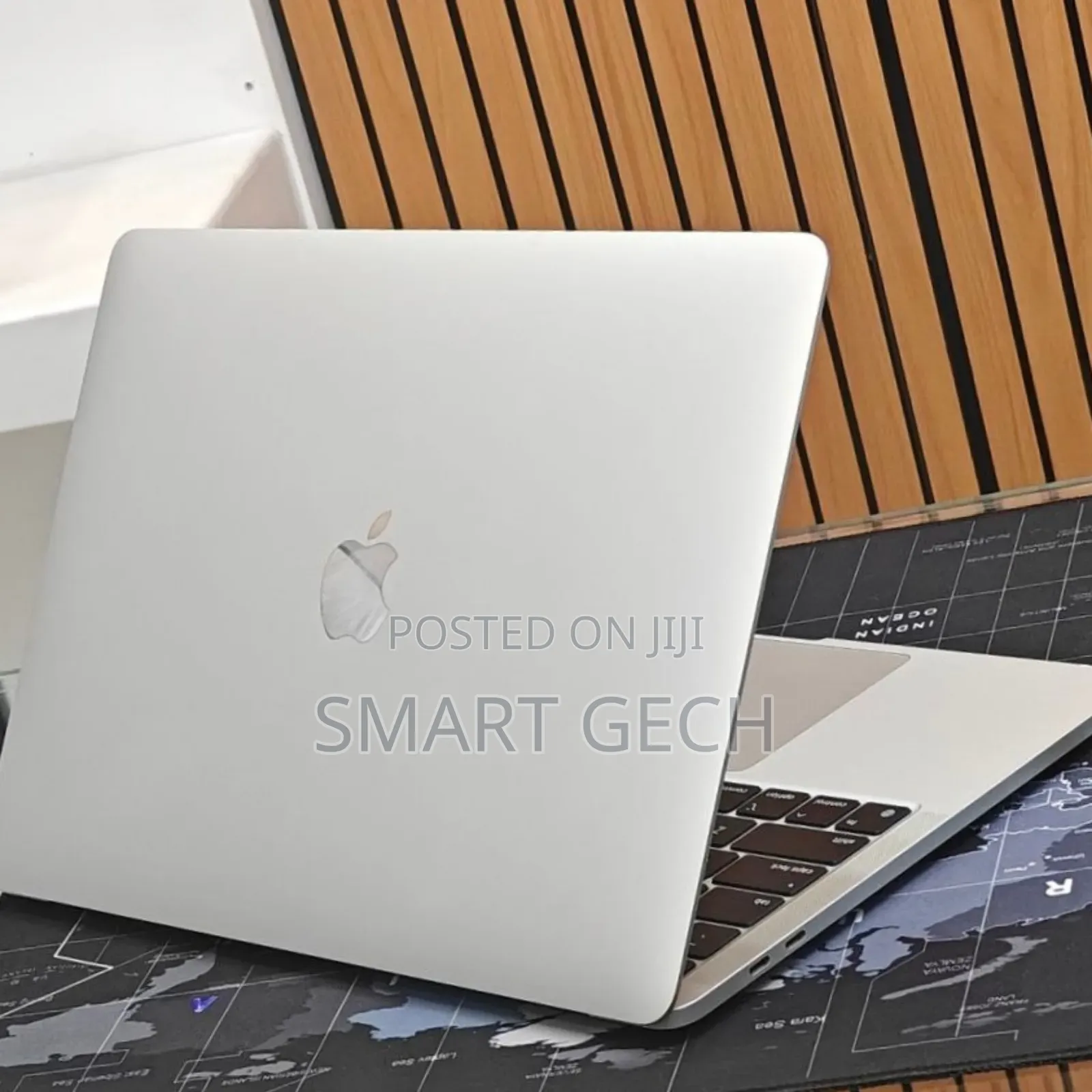 Laptop Apple MacBook Air 2022 M2 8GB Apple M2 SSD 256GB