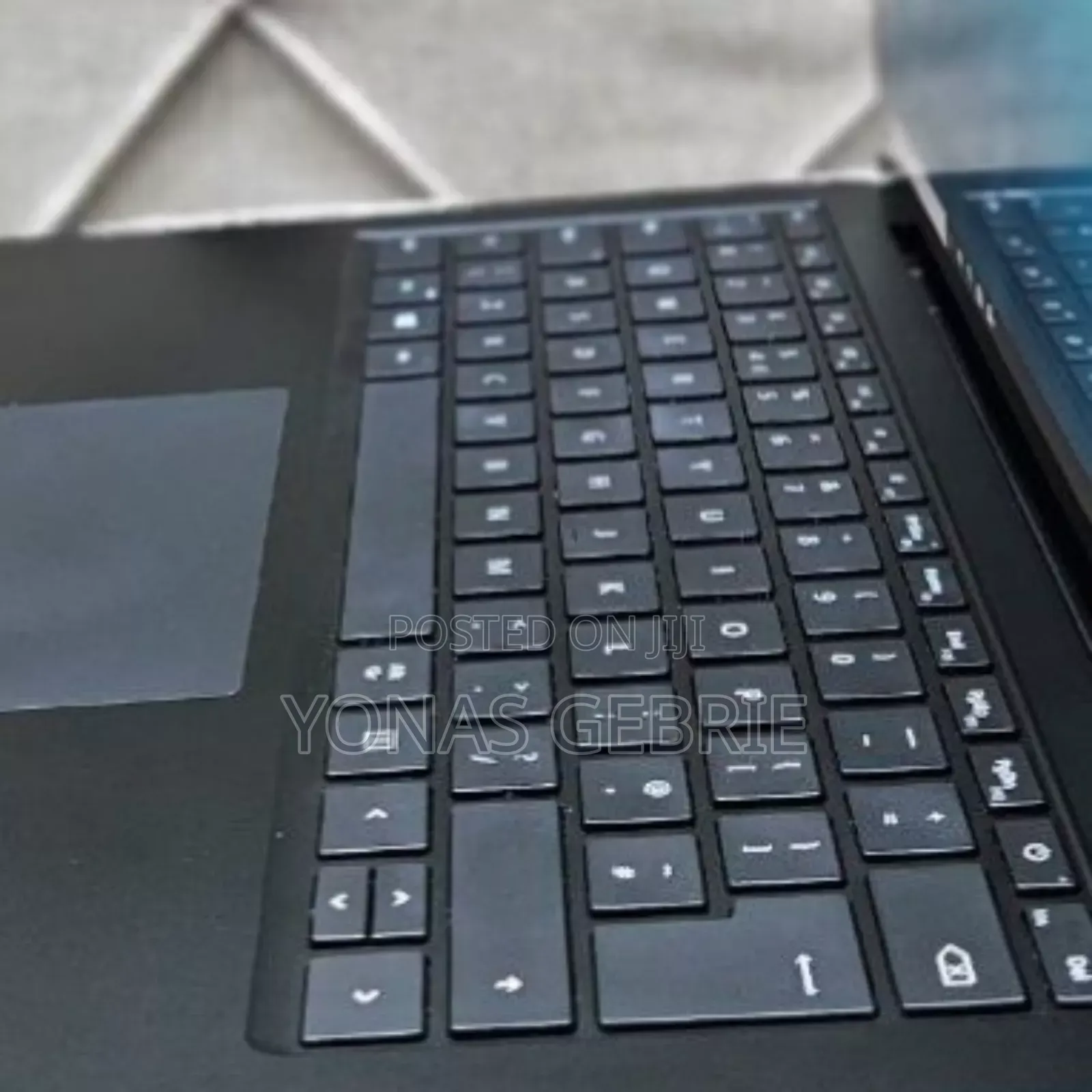 New Laptop Microsoft 16GB Intel Core i7 SSD 512GB