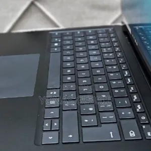 New Laptop Microsoft 16GB Intel Core i7 SSD 512GB