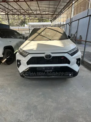 Photo - New Toyota RAV4 Hybrid 2024 White