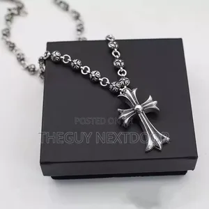 Photo - Chrome Hearts Chain