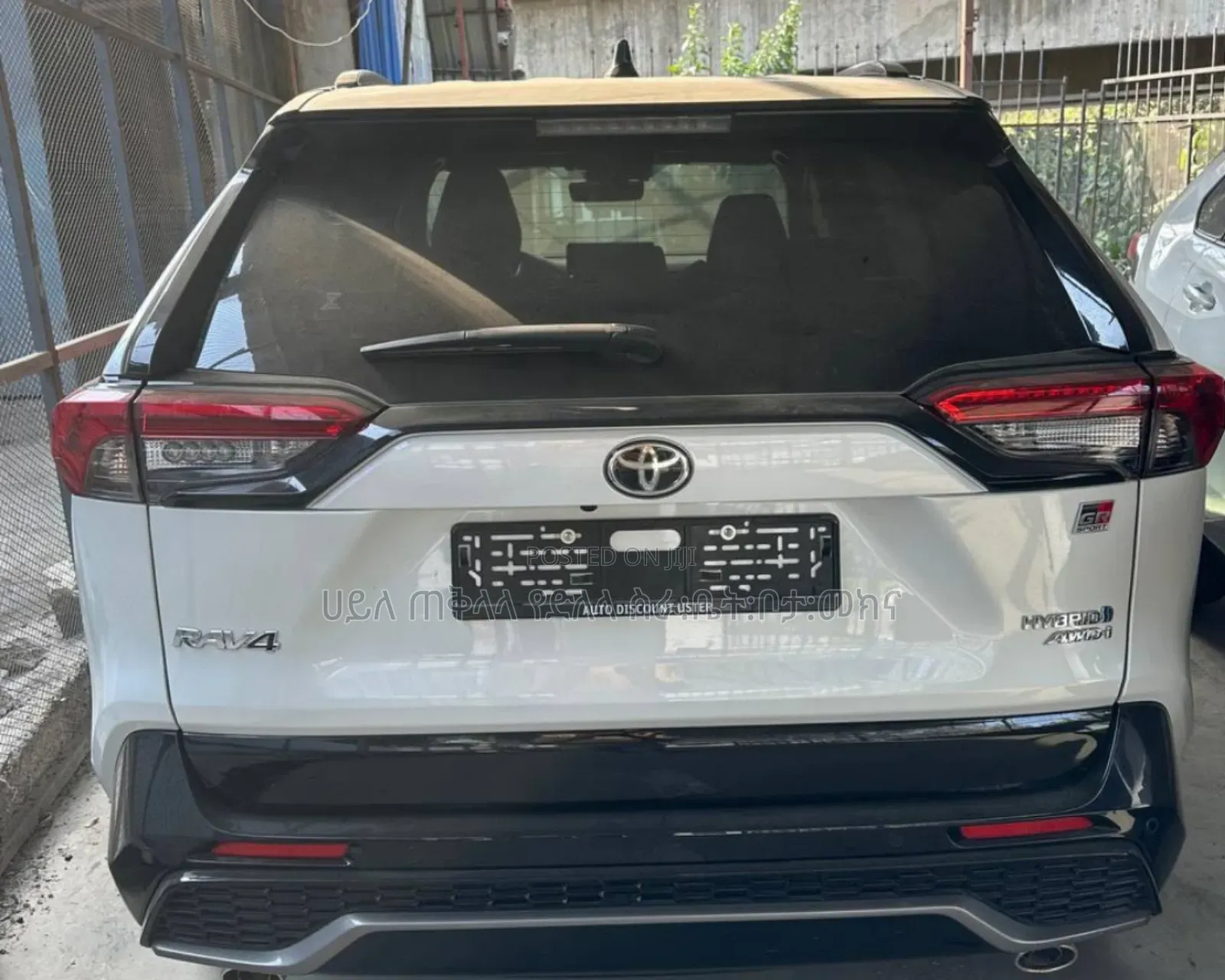 New Toyota RAV4 Hybrid 2024 White