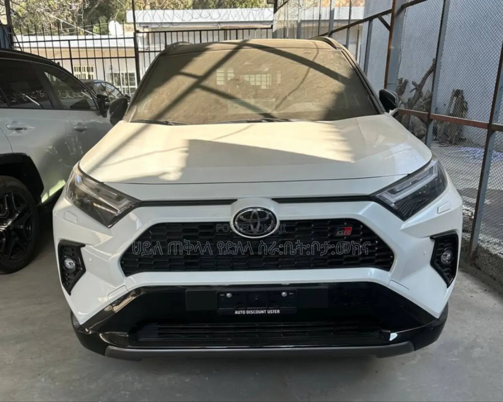 New Toyota RAV4 Hybrid 2024 White