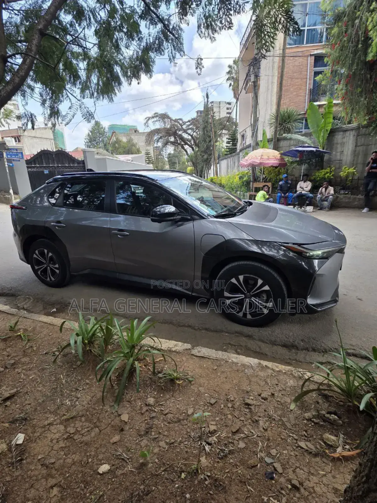 Toyota bZ4X 2023 Silver