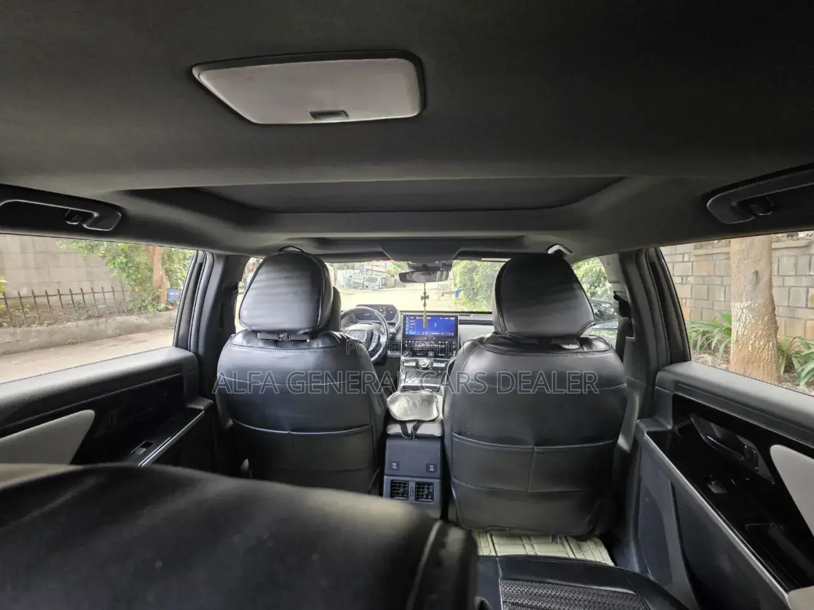 Toyota bZ4X 2023 Silver