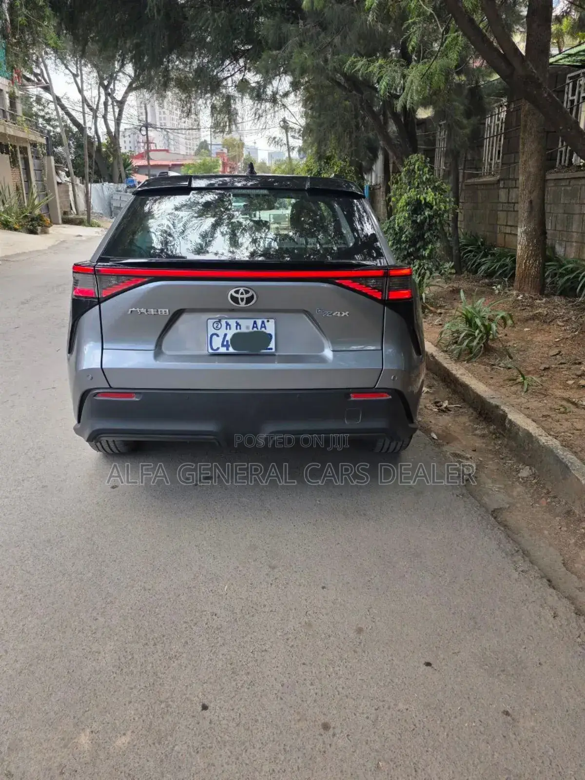 Toyota bZ4X 2023 Silver