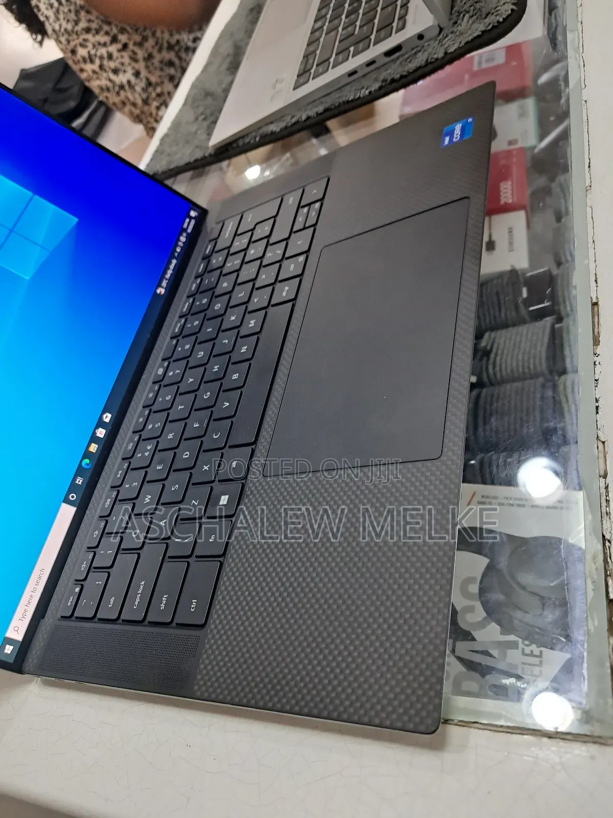 New Laptop Dell Precision 5570 16GB Intel Core I7 SSD 512GB