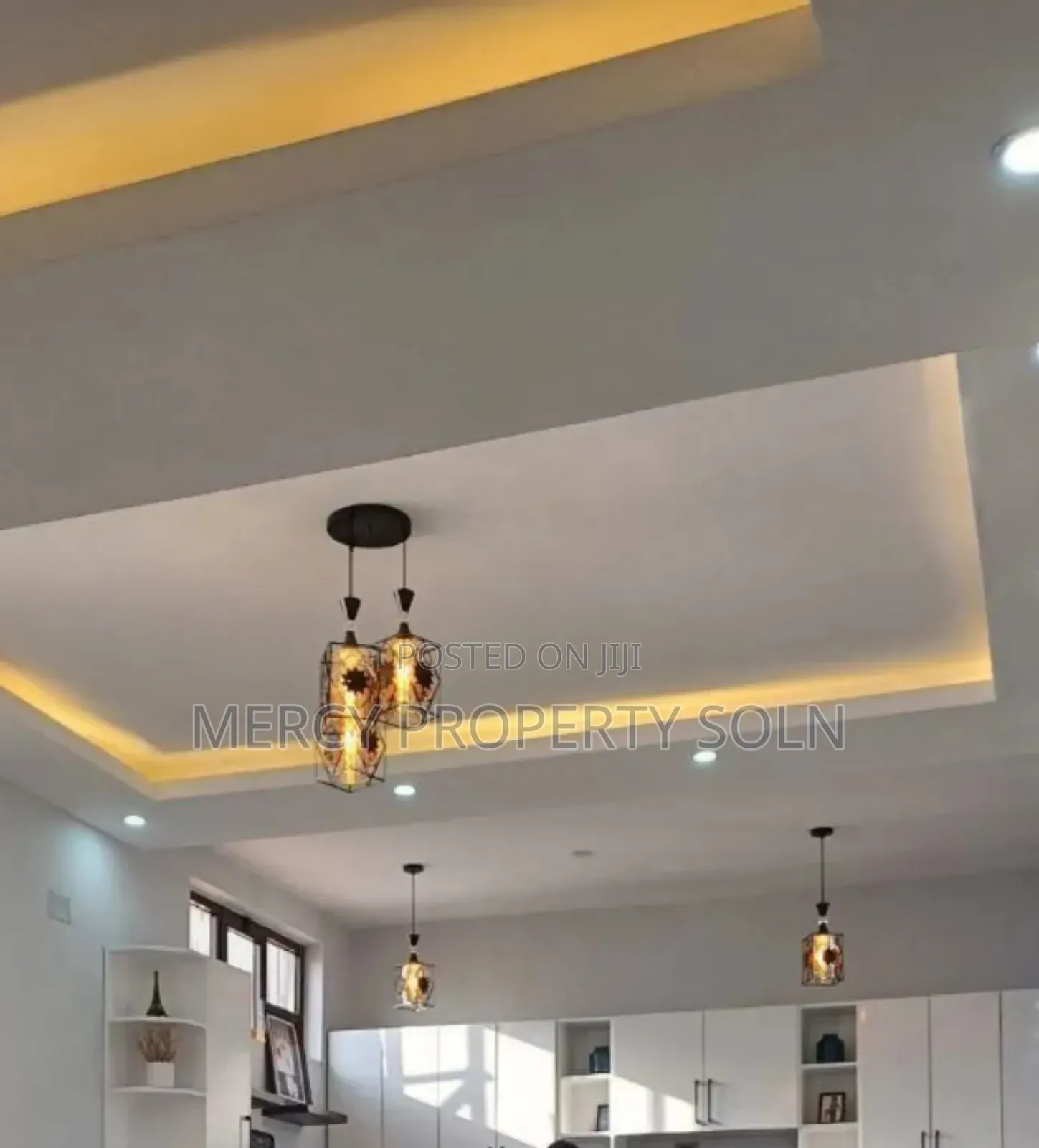 Furnished 8bdrm House in Bole for sale