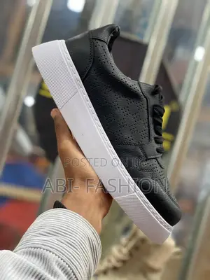 Photo - Chekichcasual Men's Sneakers in Black,