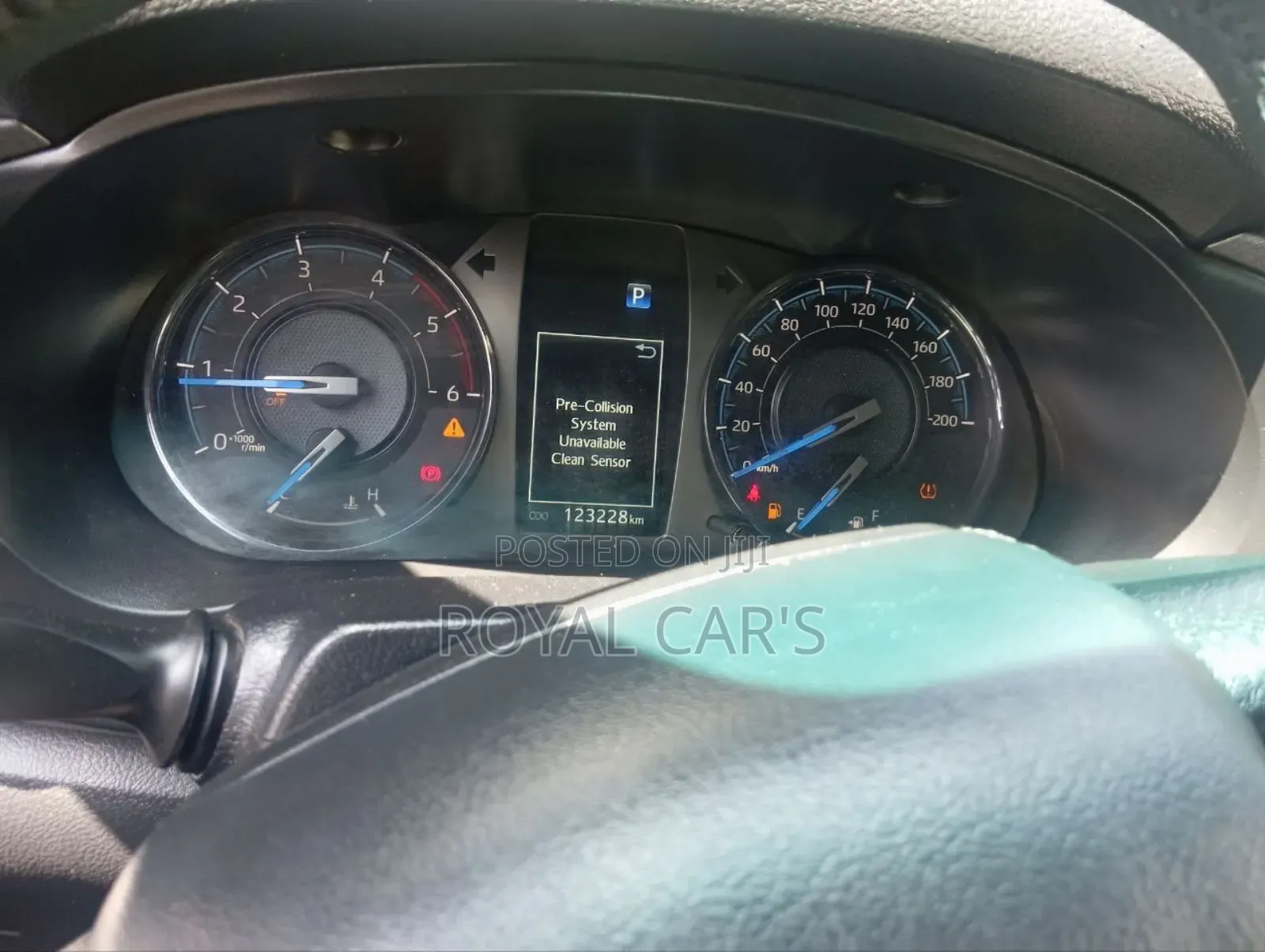 New Toyota Hilux 2022 Gray