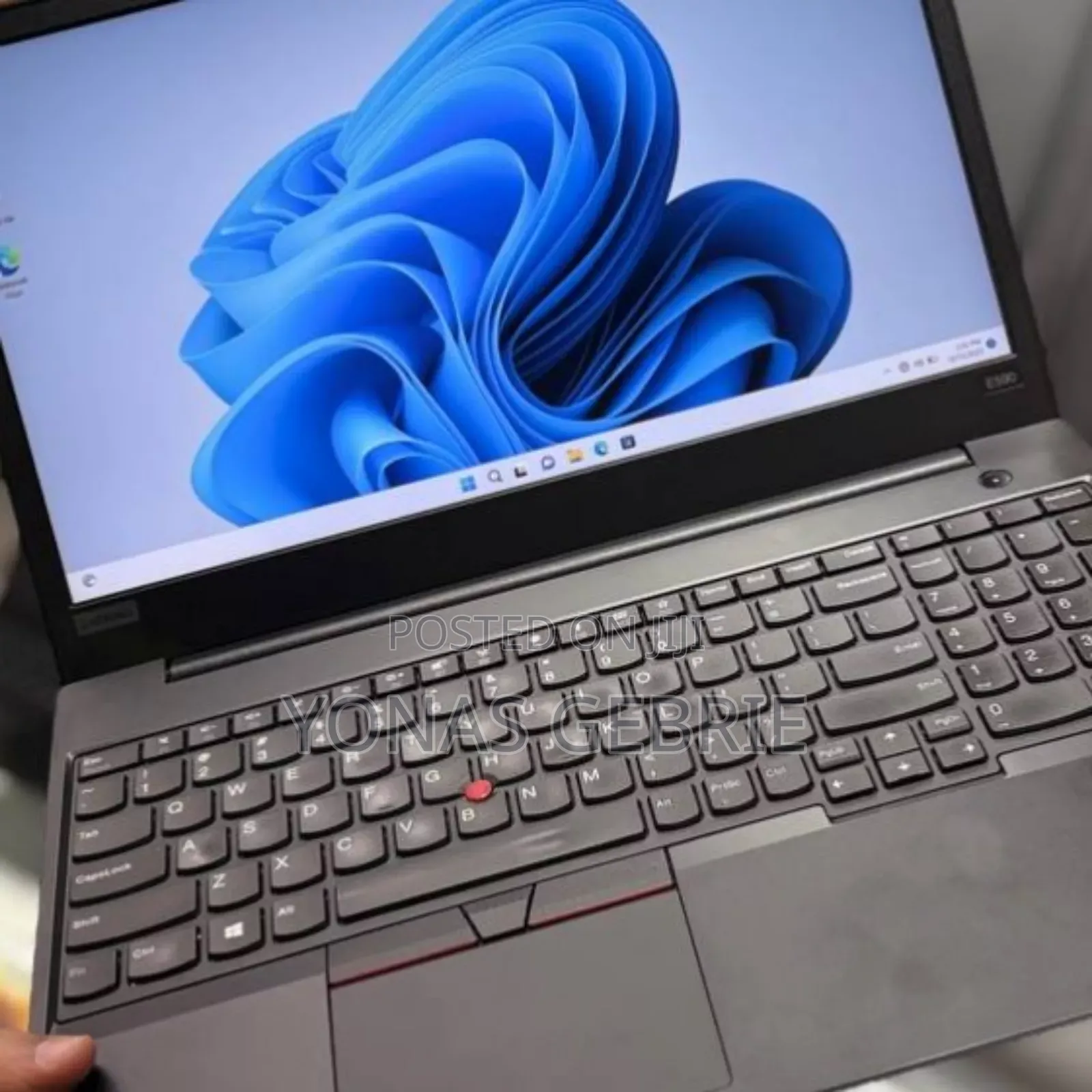 New Laptop Lenovo 16GB Intel Core i7 SSD 512GB