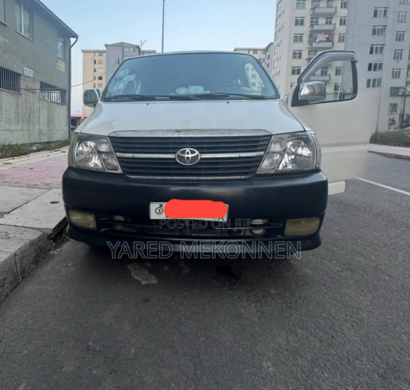 Toyota HiAce 2008 White