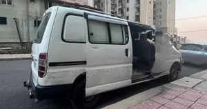 Toyota HiAce 2008 White