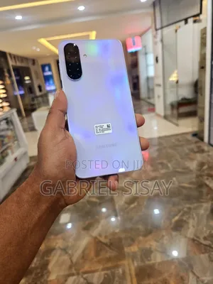 Photo - New Samsung Galaxy A36 128 GB White