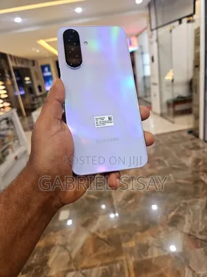 New Samsung Galaxy A36 128 GB White