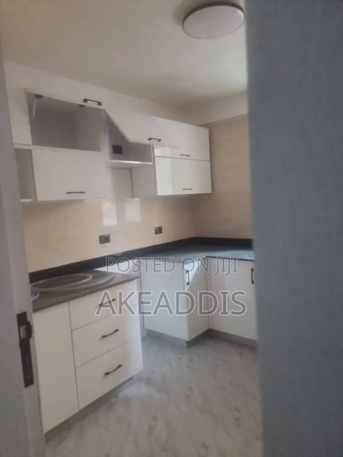 Furnished 3bdrm Condo in ቦሌ ቡልቡላ, Bole for sale