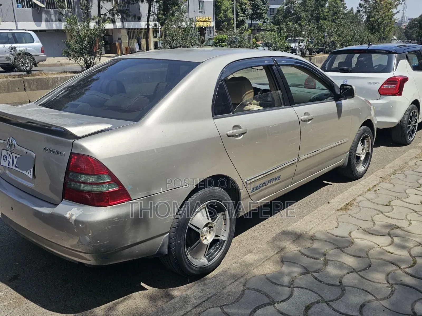 Toyota Corolla 2001 Gold