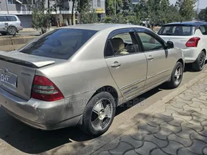 Toyota Corolla 2001 Gold