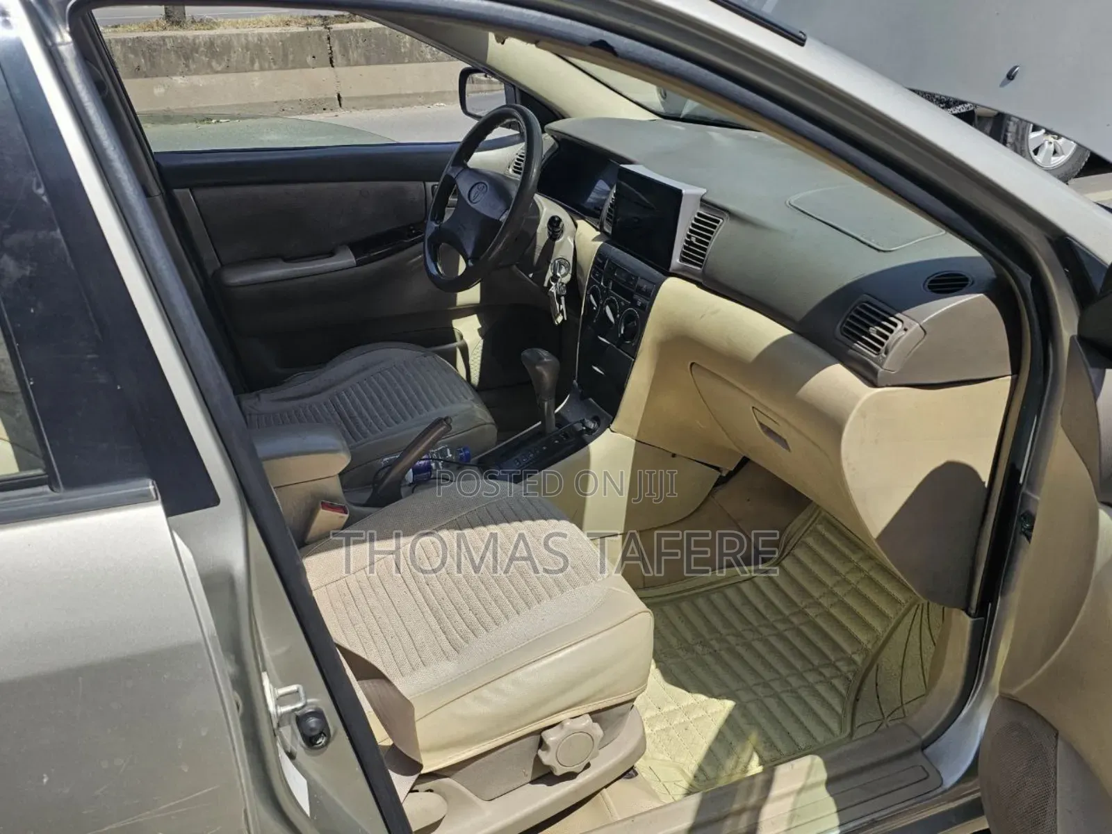 Toyota Corolla 2001 Gold