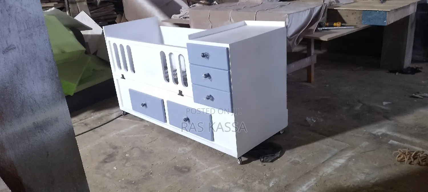 የህፃናን ልጅ አልጋ 10