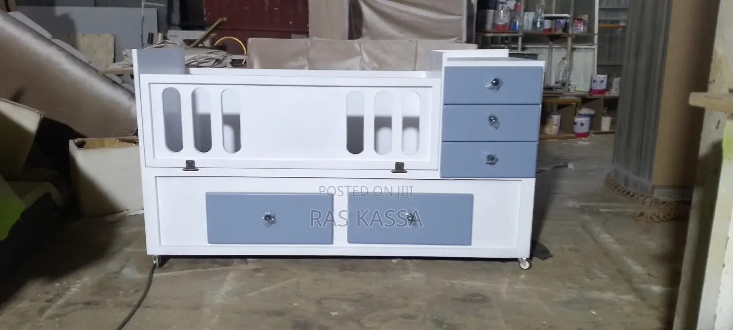 የህፃናን ልጅ አልጋ 10