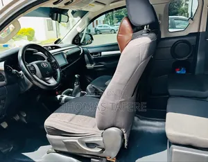 Toyota Hilux 2019 Gray