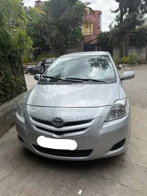 Photo - Toyota Yaris 2008 Silver