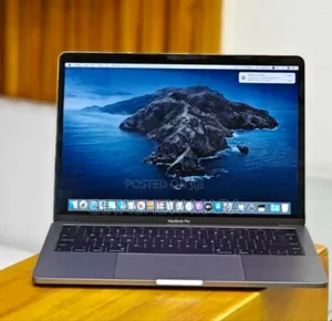 New Laptop Apple MacBook Pro 2019 16GB Intel Core I5 SSD 1T