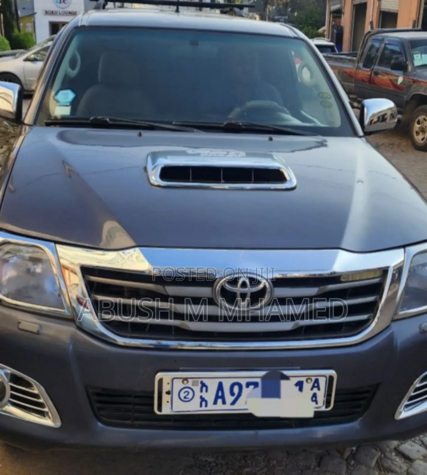 Toyota Hilux 2012 Gray