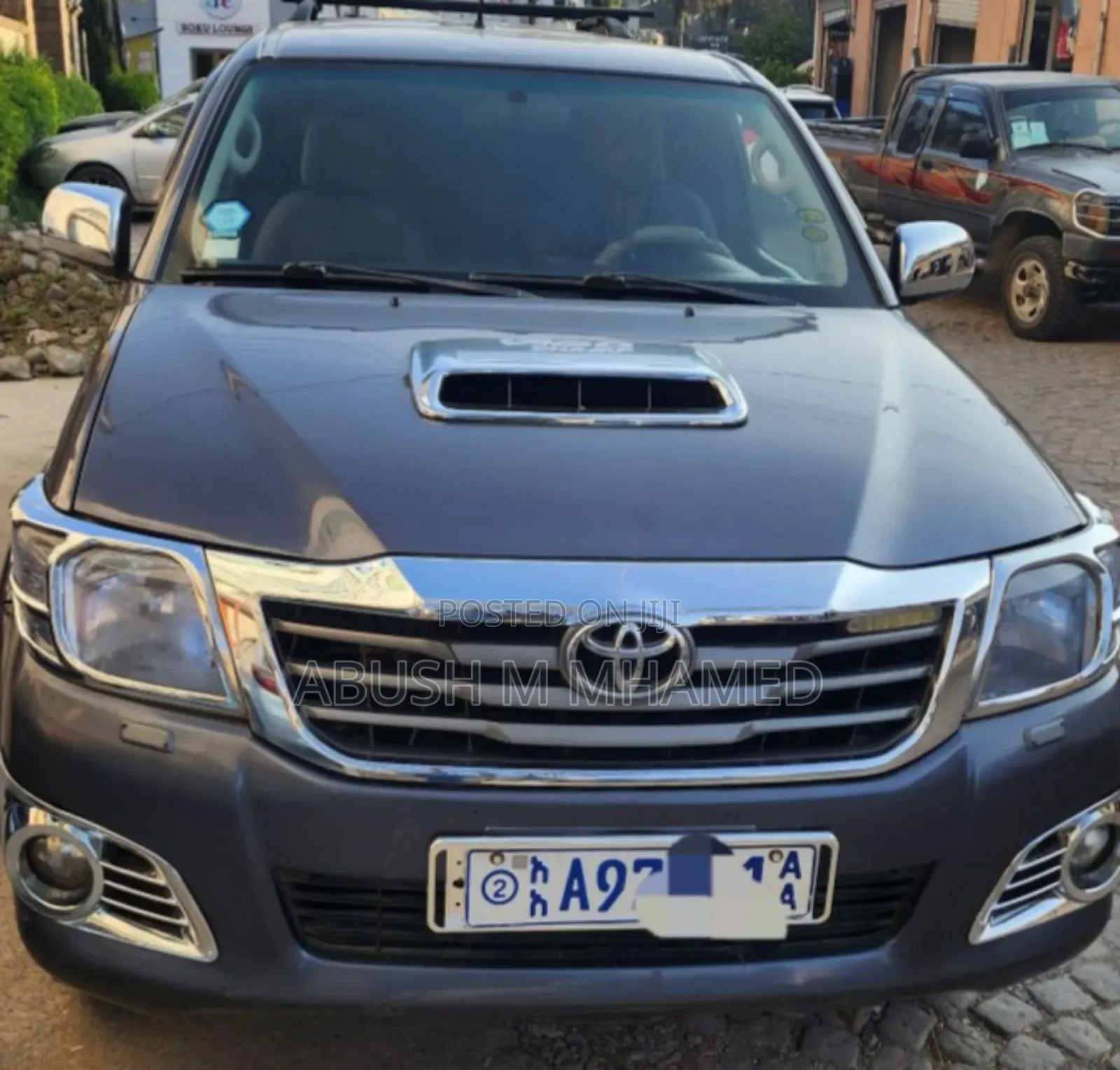 Toyota Hilux 2012 Gray