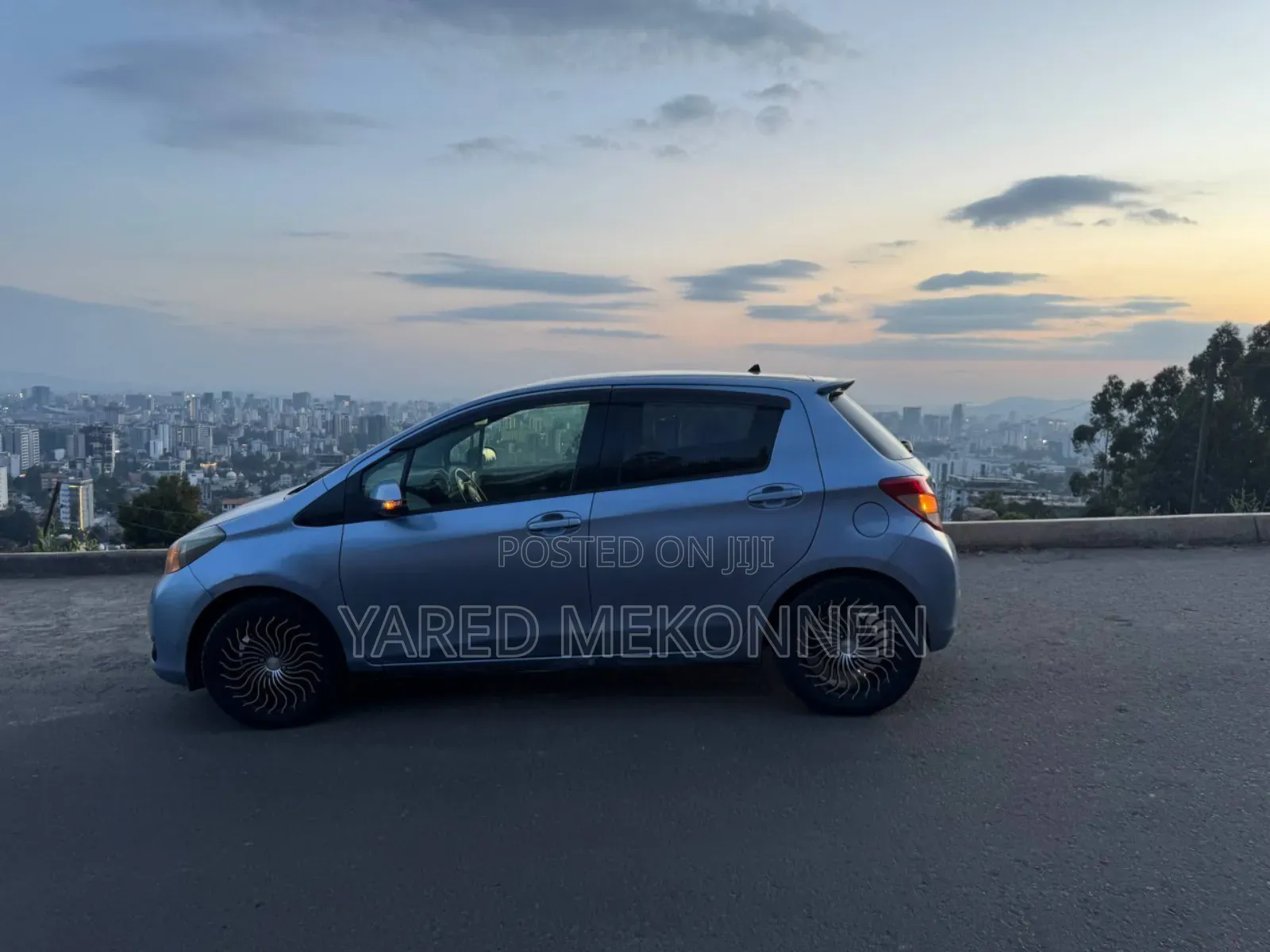 Toyota Yaris 2013 Blue