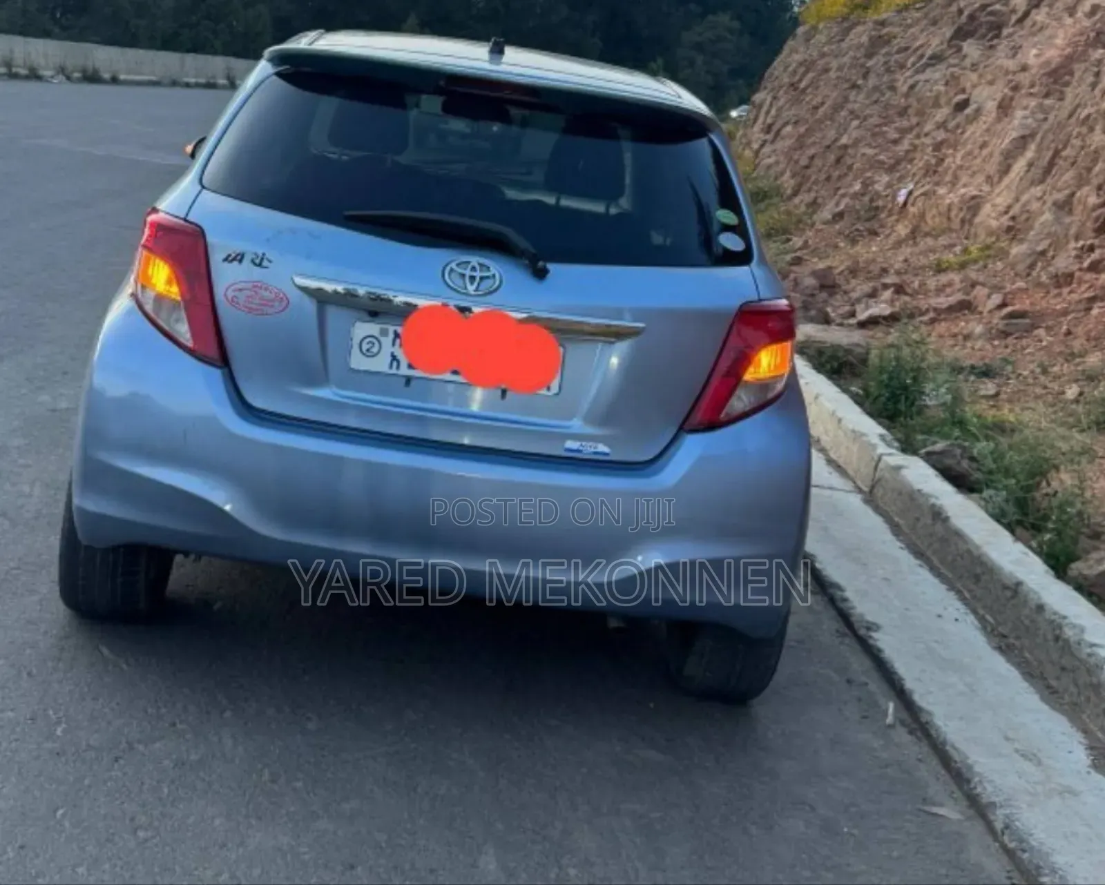 Toyota Yaris 2013 Blue