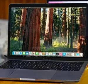 New Laptop Apple MacBook Pro 16GB Intel Core I5 SSD 512GB