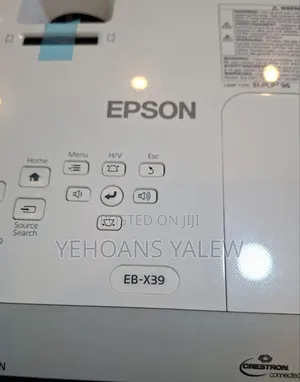 Brand New Epson Projector Has Remote and Bag Model