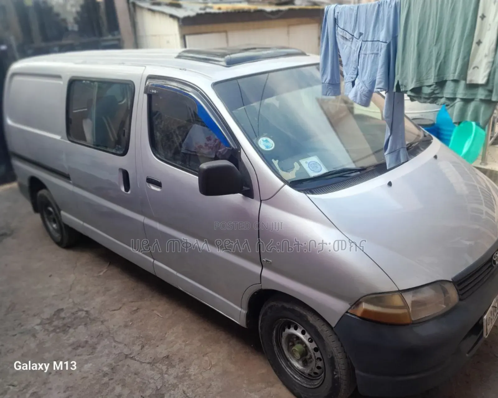 Toyota HiAce 2004 Silver