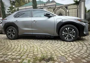 Toyota bZ4X 2023 Gray
