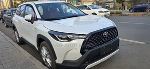 New Toyota Corolla Cross 2025 White