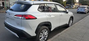 New Toyota Corolla Cross 2025 White