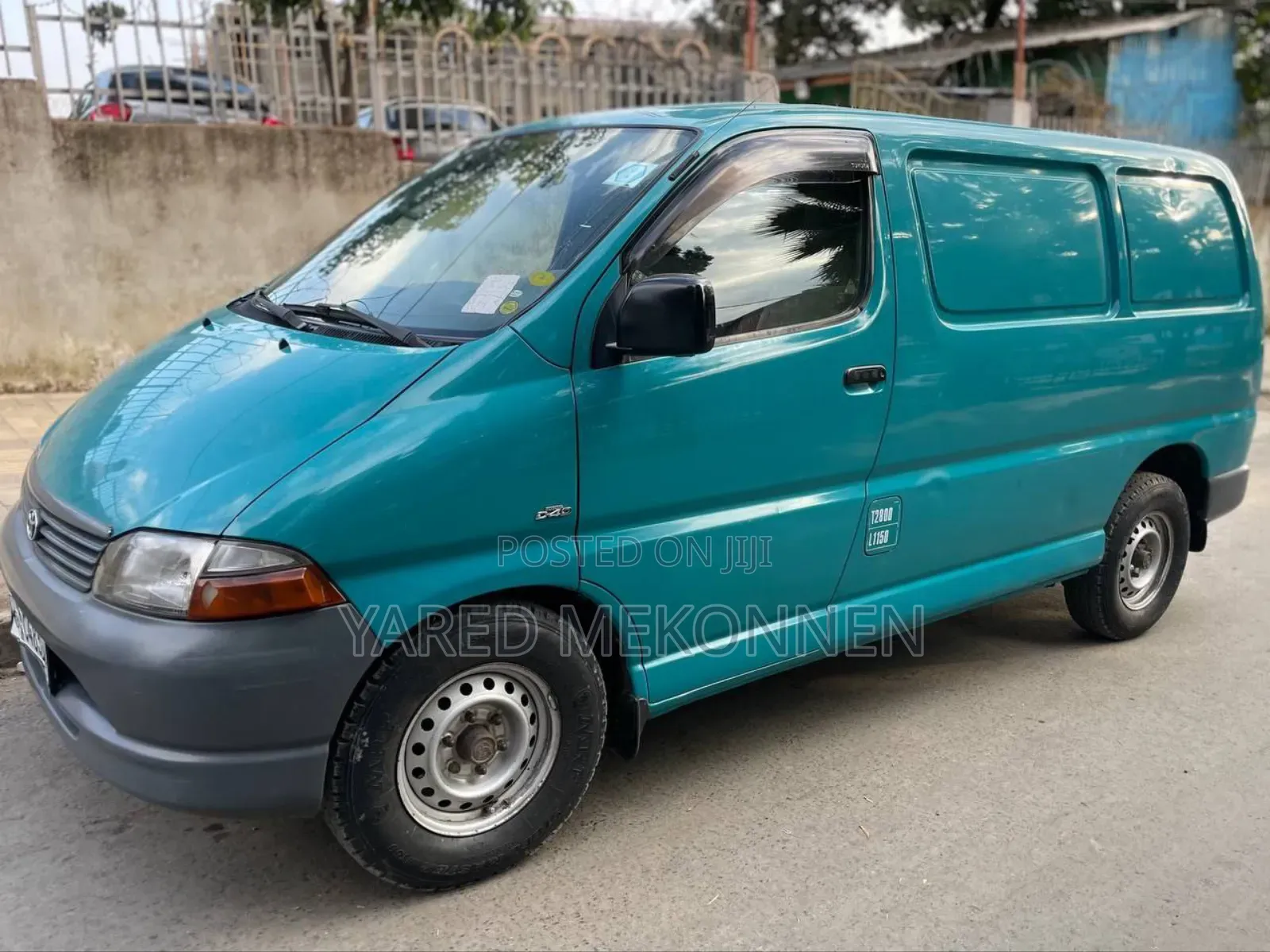 Toyota HiAce 2004 Green