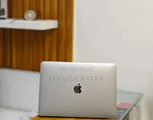 New Laptop Apple MacBook Pro 2019 16GB Intel Core I5 SSD 1T