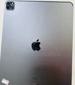 Photo - New Apple iPad 5 (2022) 512 GB Gray