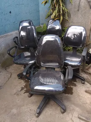 Secretary Chair Wenber