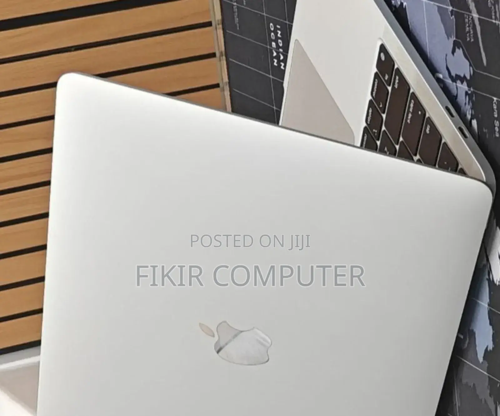 New Laptop Apple MacBook Air 2022 M2 8GB Intel Core M2 SSD 256GB