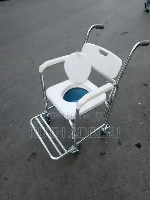 Photo - Commode Wheelchair字體toilet Wheelchair廟會commode Wheelchair短短wheelchair