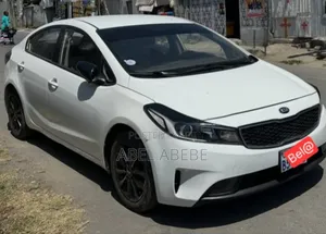 Photo - Kia Cerato 2017 White
