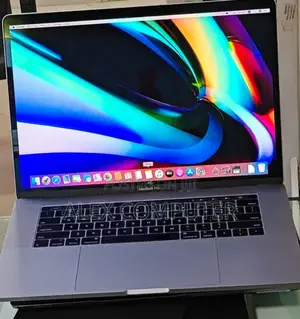 New Laptop Apple MacBook Pro 2019 32GB Intel Core I9 SSD 512GB