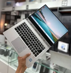 Photo - New Laptop Lenovo Yoga 910 8GB Intel Core I7 SSD 512GB