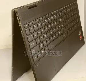 Laptop HP Envy X360 8GB AMD Ryzen 5 SSD 256GB