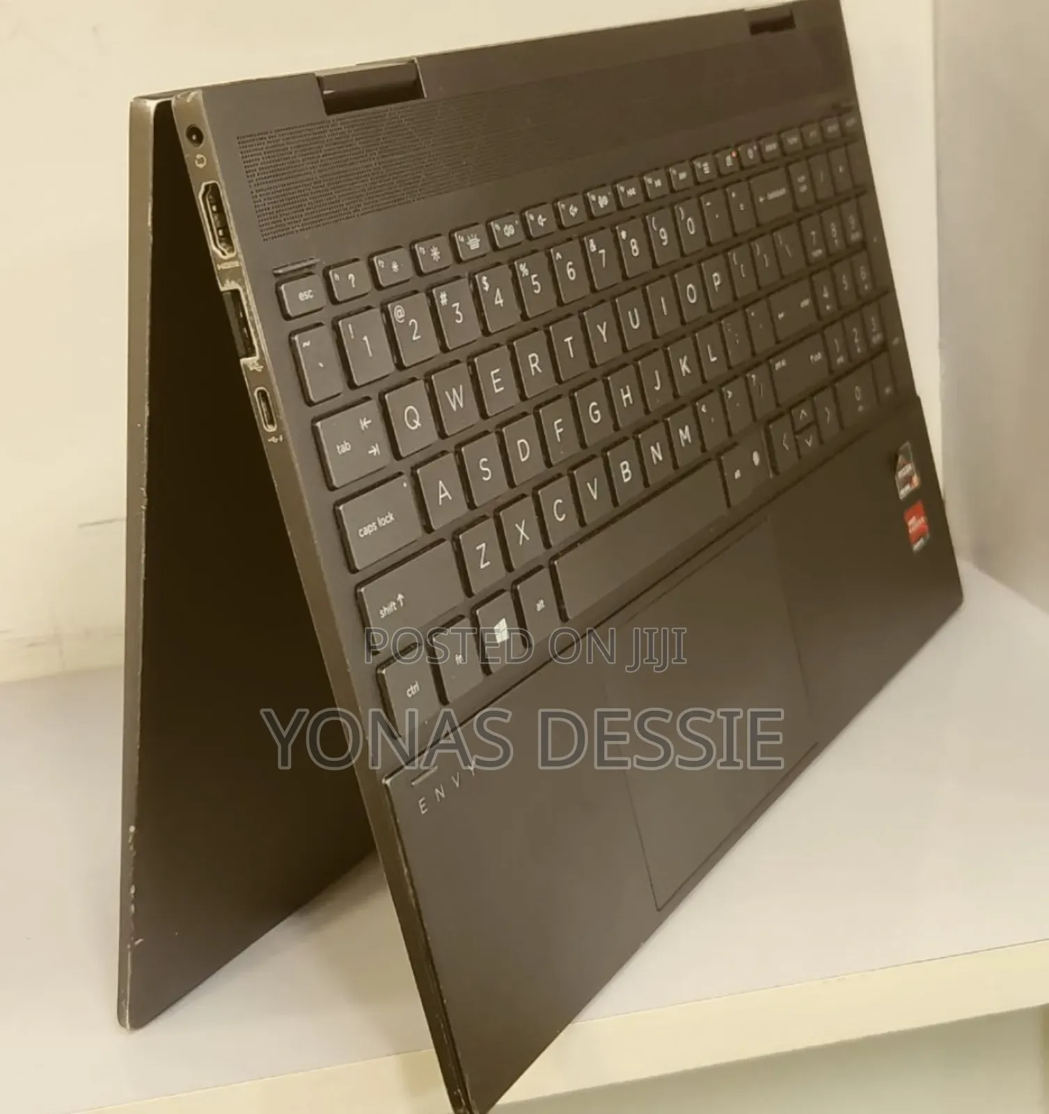 Laptop HP Envy X360 8GB AMD Ryzen 5 SSD 256GB